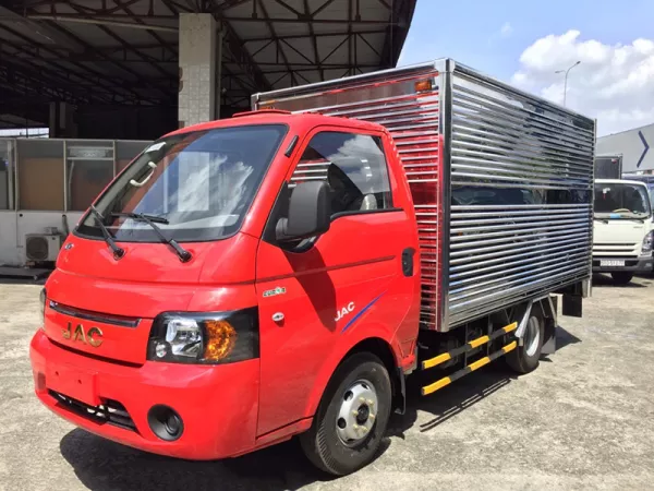 Dịch vụ thay Kính chắn gió xe tải JAC 1.5 tấn tận nơi